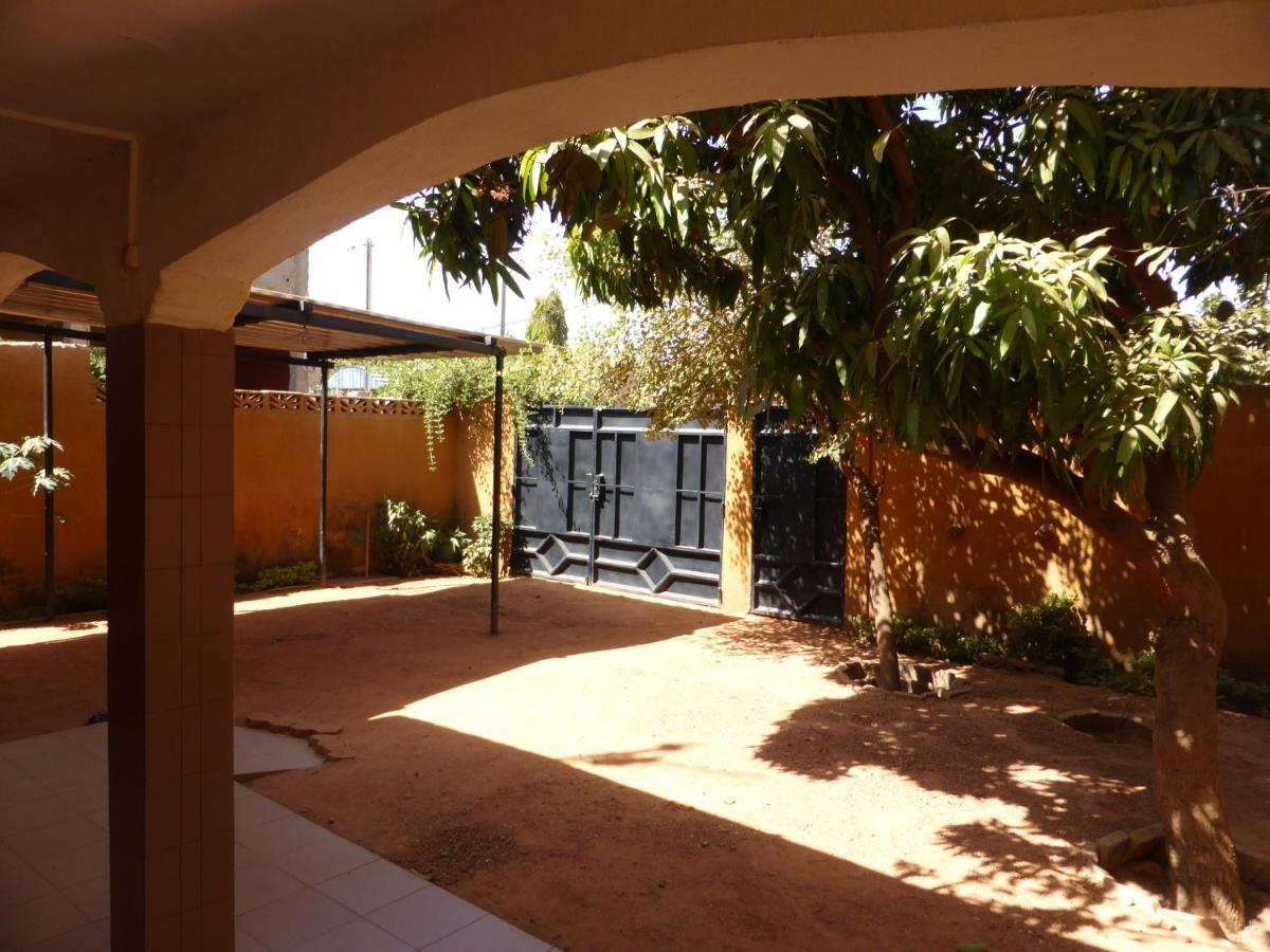 Bien Etre Villa Ouagadougou Exterior photo