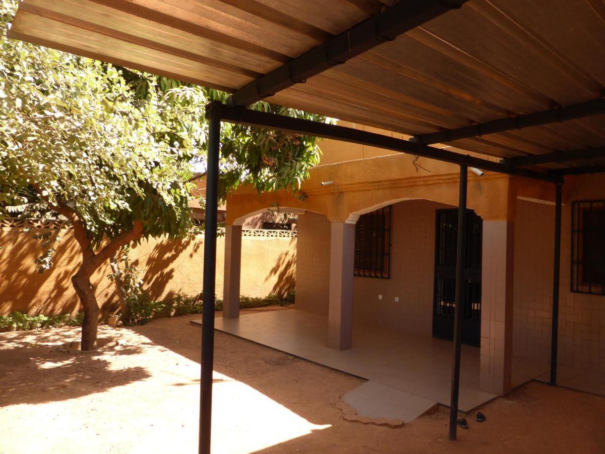 Bien Etre Villa Ouagadougou Exterior photo